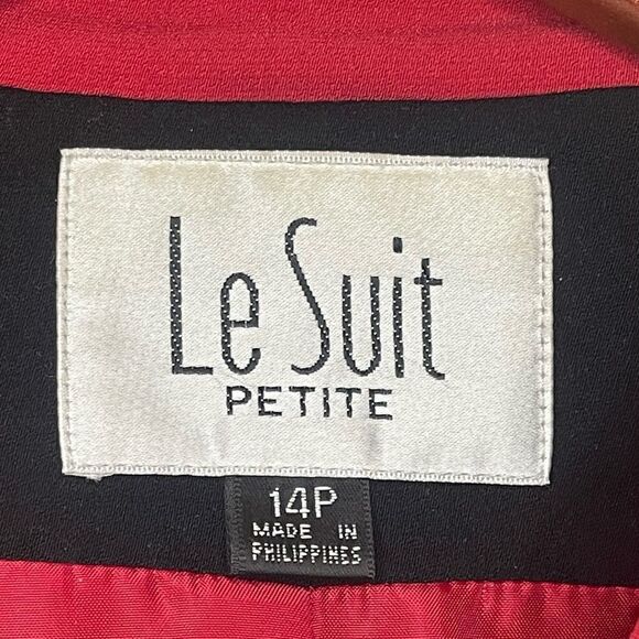 Le Suit Petite Red Blazer w/ Black Oval Buttons - Picture 4 of 12